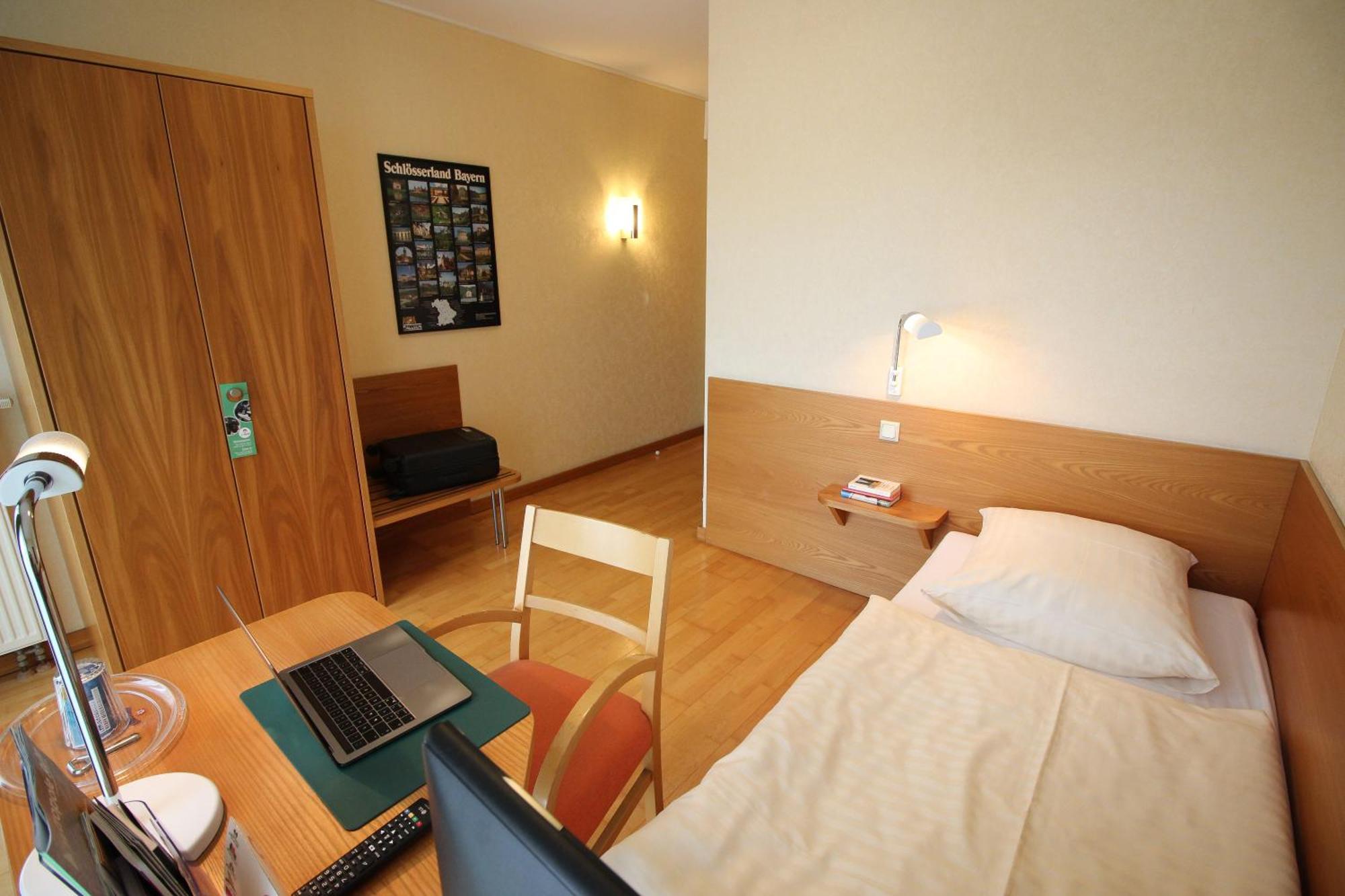 An Der Persiluhr Stadt-gut-hotel 3* Lünen