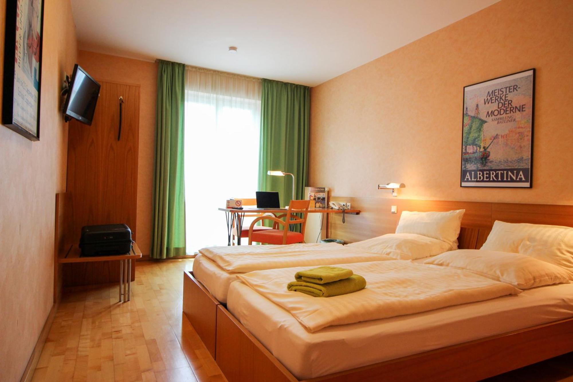 Hotel An Der Persiluhr Stadt-gut-hotel