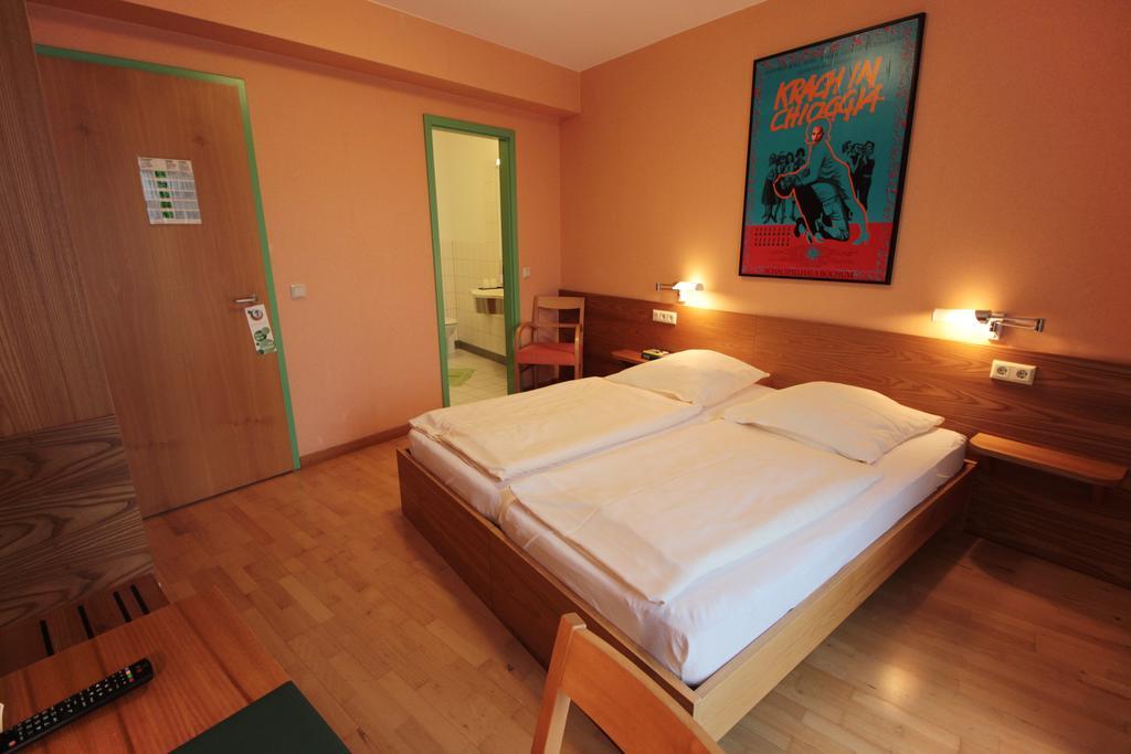 Hotel An Der Persiluhr Stadt-gut-hotel