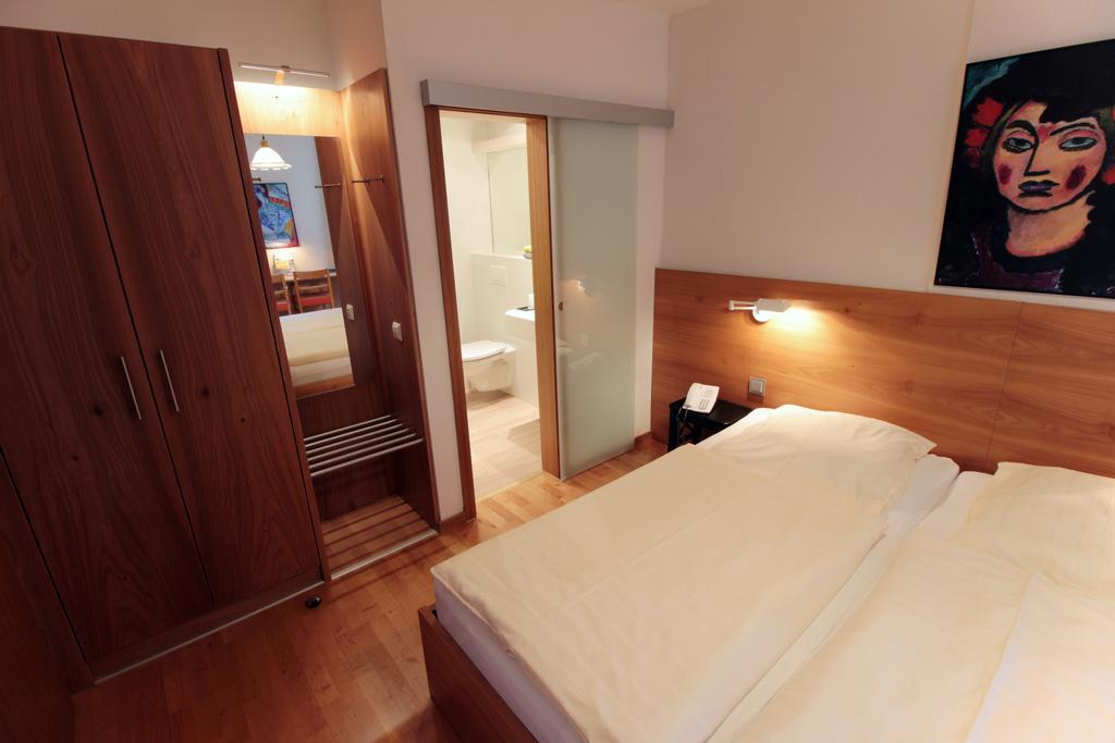 Hotel An Der Persiluhr Stadt-gut-hotel